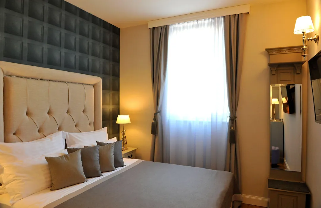 Bajamonti 5 Luxury Rooms-1